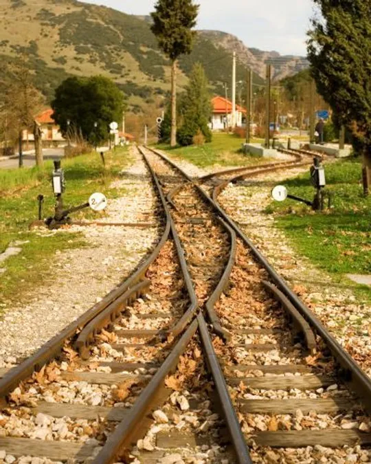 KALAVRITA – CORINTO – ATENAS 