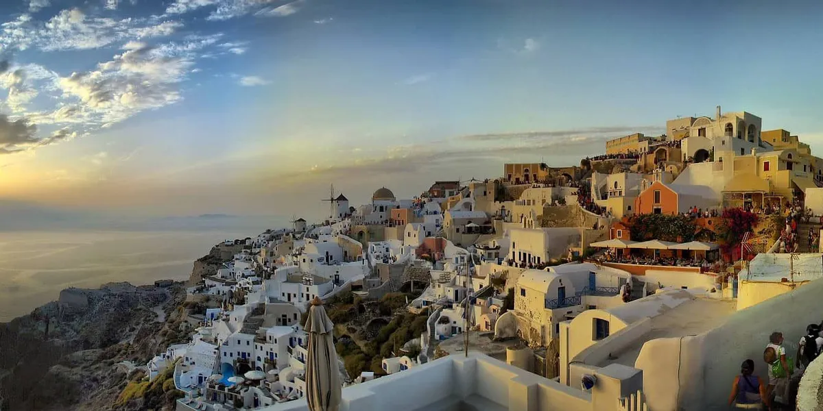 Viajar a Guía de Santorini (Thira): El volcán y la leyenda de la Atlántida - Guía completa de viaje