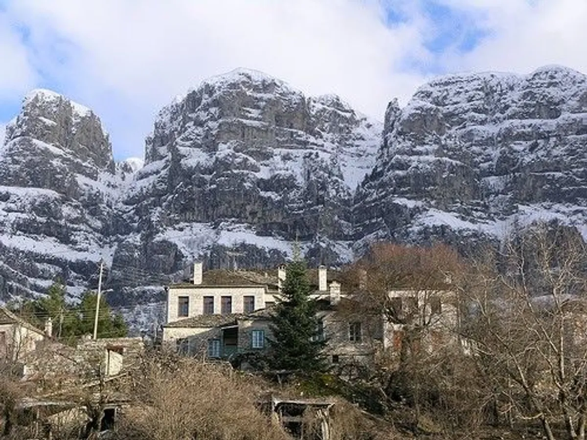 Guía de Epiro: Montañas, lagos y pueblos de piedra
