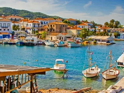 Guía de Spetses: La isla de los aromas