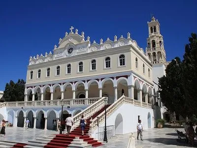 Guía de Tinos: La isla de la fe y el mármol