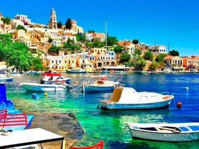 Guía de Symi: La isla de las casas de colores
